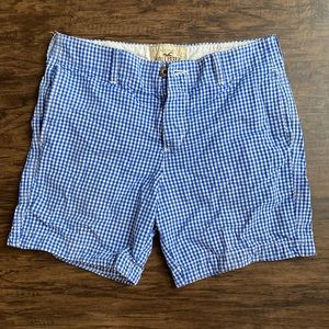 Hollister size 32